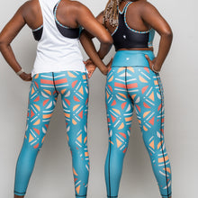 Load image into Gallery viewer, Batiq Cyan Vibrant Leggings (Side Pockets)